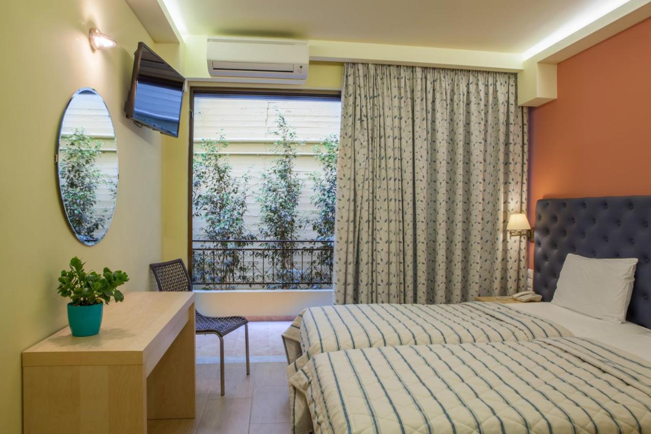 Pitsakis Hotel トロン エクステリア 写真