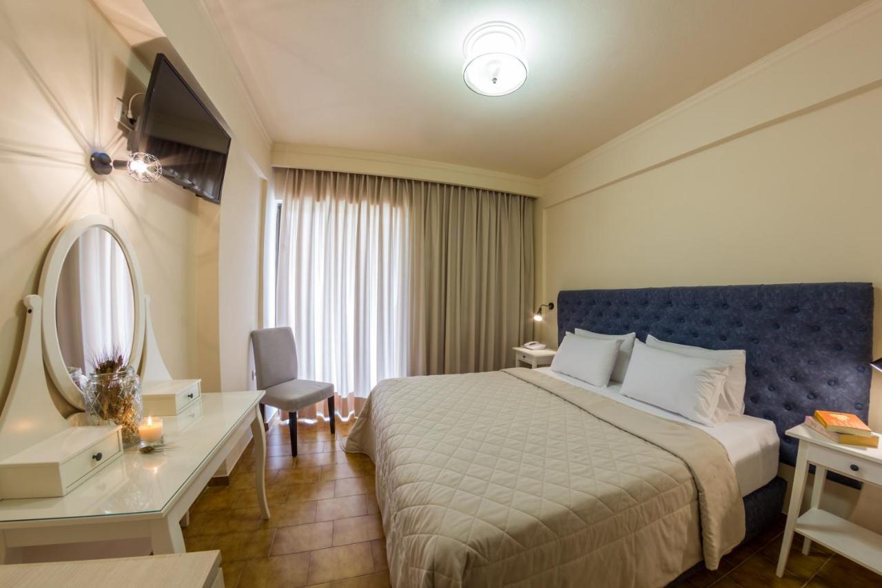 Pitsakis Hotel トロン エクステリア 写真