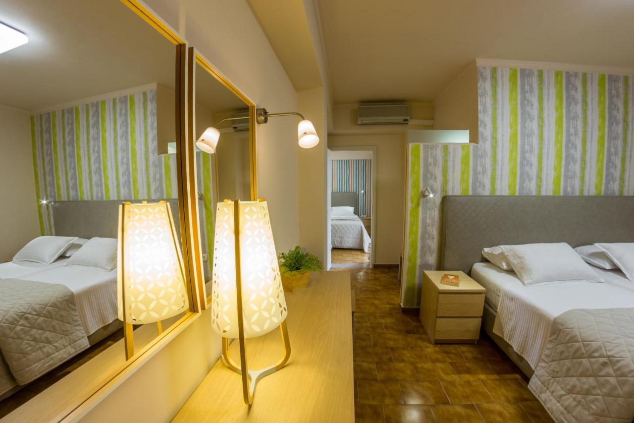 Pitsakis Hotel トロン エクステリア 写真