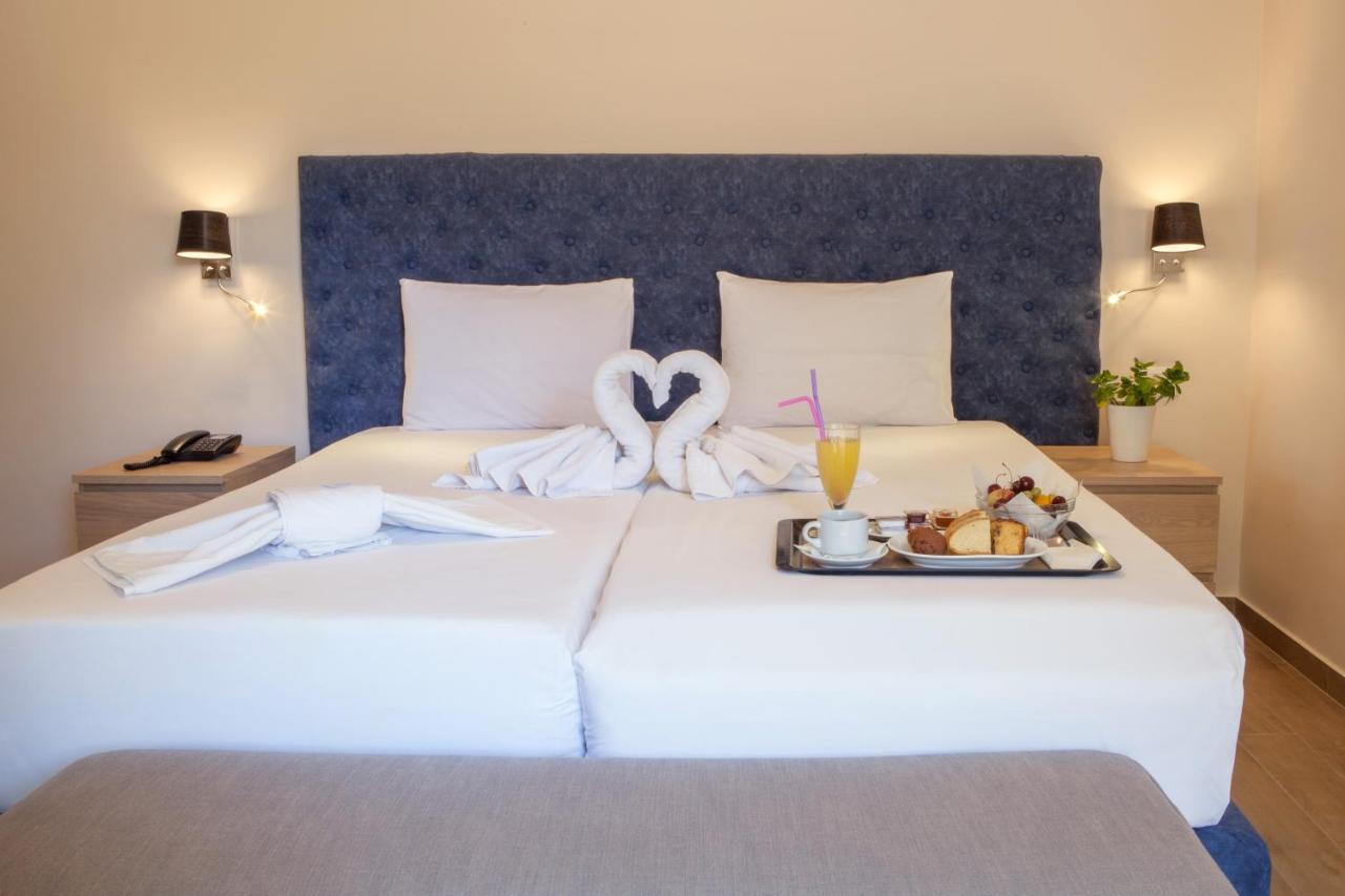 Pitsakis Hotel トロン エクステリア 写真
