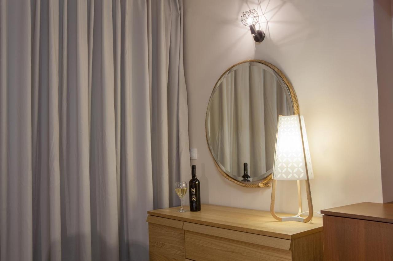 Pitsakis Hotel トロン エクステリア 写真