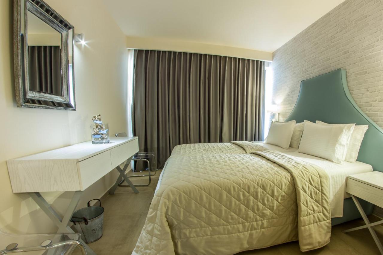 Pitsakis Hotel トロン エクステリア 写真